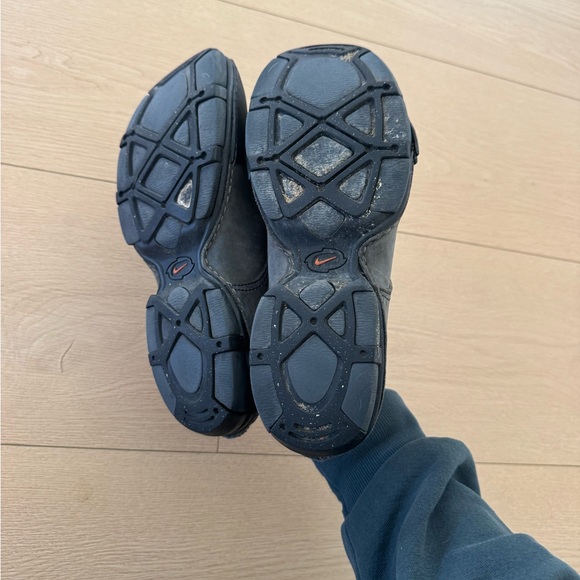 Nike ACG Considered Rock Shoes Gray Leather Trail Hiking Sneakers Size 9 - Picture 4 of 7